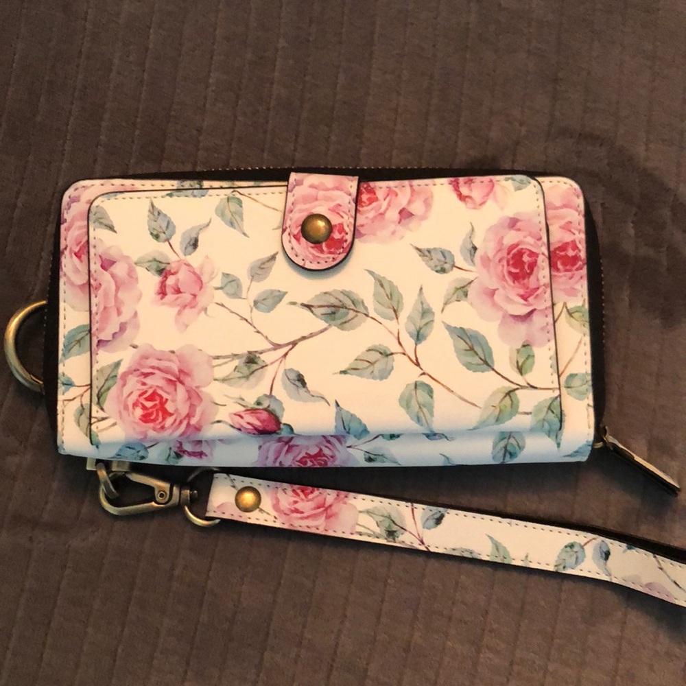 Cell Phone Wallet/Wristlet w/ phone case